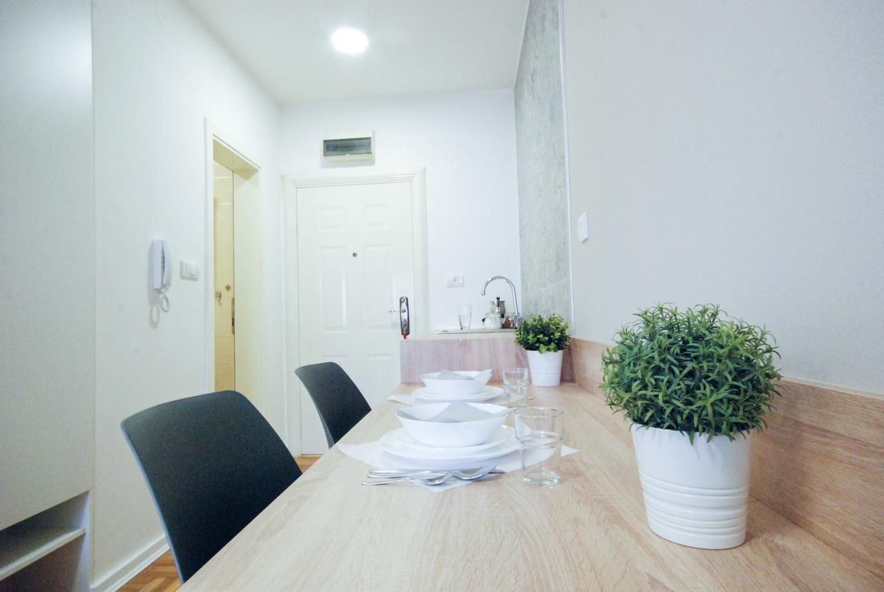 Tiara Apartment 2 Novi Sad Esterno foto