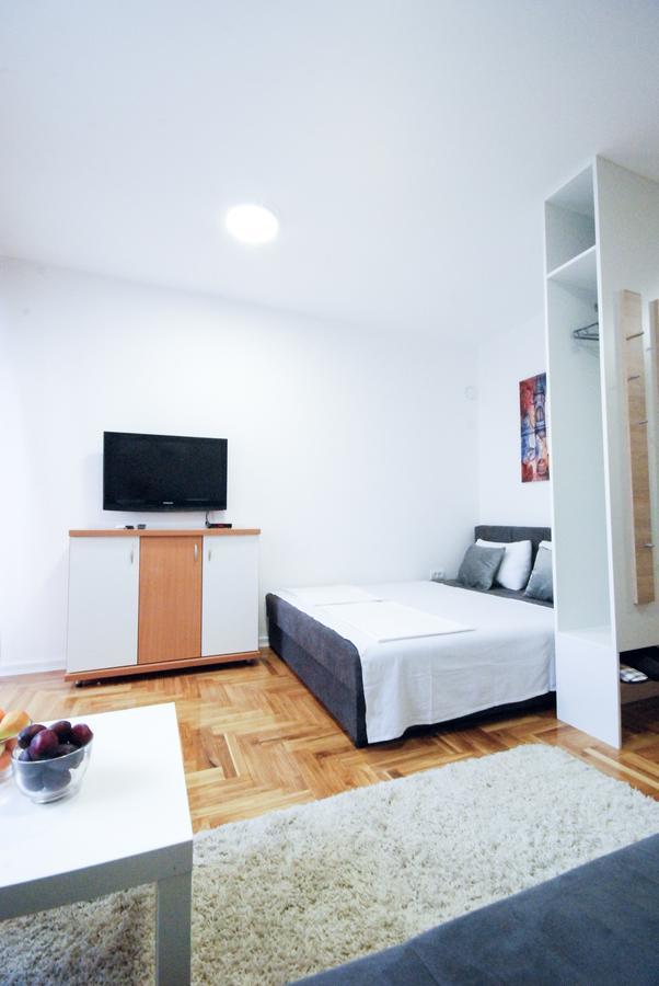 Tiara Apartment 2 Novi Sad Esterno foto